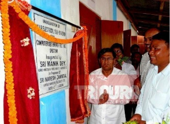 2 years after Power Minister’s promise at Killa (Udaipur) :---‘All villages to be connected by Electricity soon’ (?) 2 years after Power Minister’s promise at Killa (Udaipur) :---‘All villages to be connected by Electricity soon’ (?)